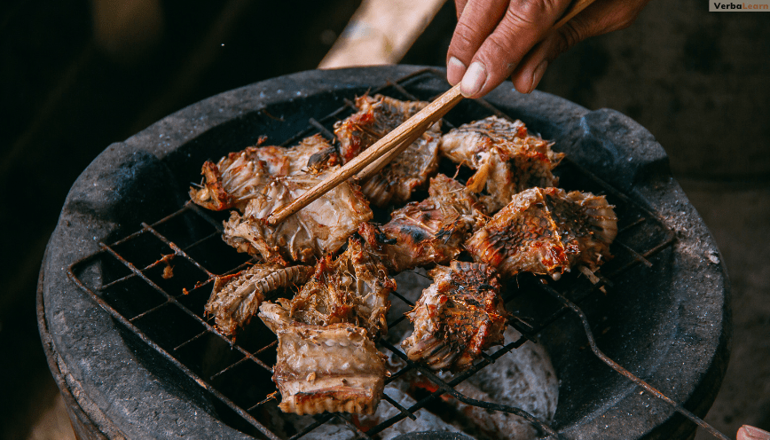 Mơ thấy ăn thịt rắn