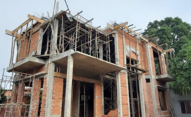 Mộng thấy ngôi nhà đang xây dở mang ý nghĩa khác nhau tùy vào bối cảnh
