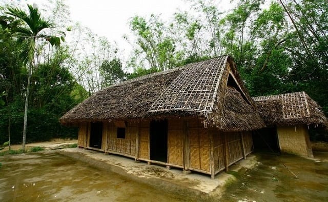 Mơ thấy căn nhà lá đánh con gì?