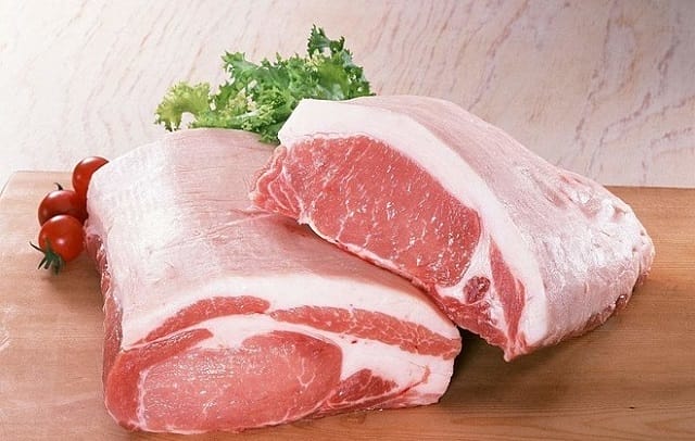 Chi tiết về ý nghĩa giấc mơ thấy ăn thịt heo