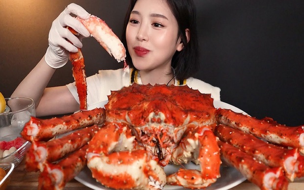 Chiêm bao mơ thấy ăn cua là điều may mắn