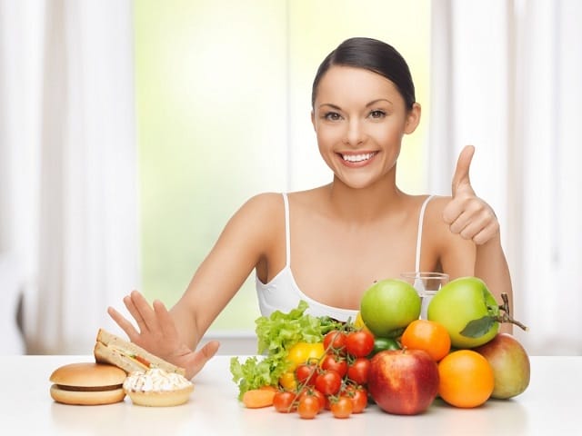 Mơ thấy ăn trái cây báo hiệu điềm tốt hay xấu?