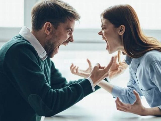 Chiêm bao đánh nhau với người khác giới