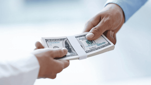 Đa phần các giấc mơ được cho tiền đều mang ý nghĩa tích cực