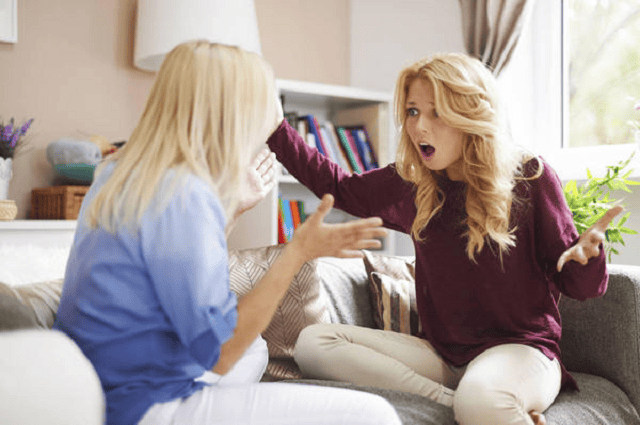 Ý nghĩa của việc nằm mơ thấy cãi nhau với mẹ thường khá tiêu cực