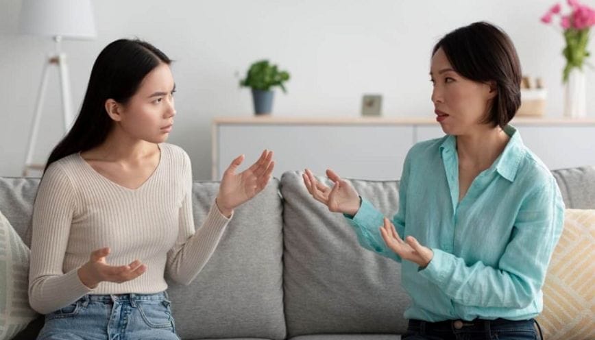 Bí mật đằng sau giấc mơ thấy cãi nhau với mẹ