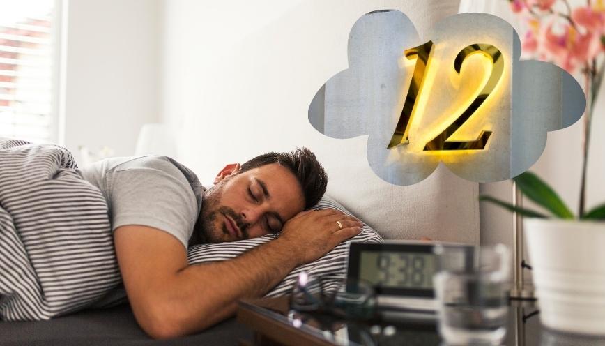 Số mười hai xuất hiện liên tục