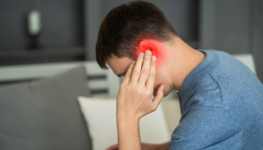 Gợi ý con số may mắn khi nam giới ngứa tai trái