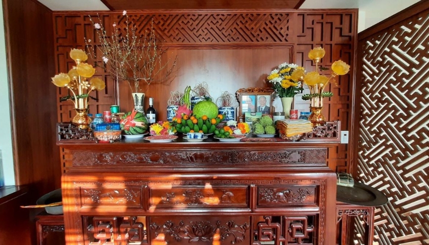 Mâm lễ vật đầy đủ cúng tết Đoan Ngọ cổ truyền