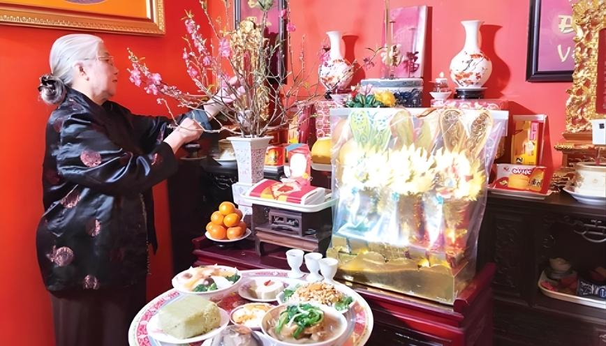 Văn khấn ông Táo ngày mùng 1 đầy đủ theo phong tục Việt