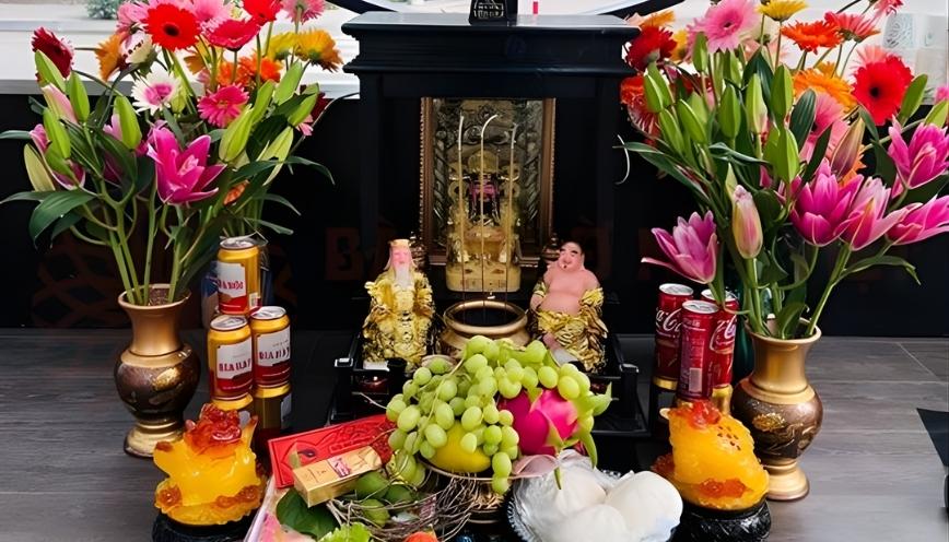 Các bước thực hiện lễ cúng Thần Tài ngày rằm tháng 7