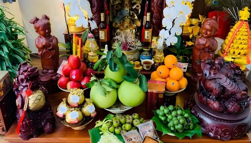 Cách chuẩn bị lễ rằm tháng 6 tại ban Thần Tài